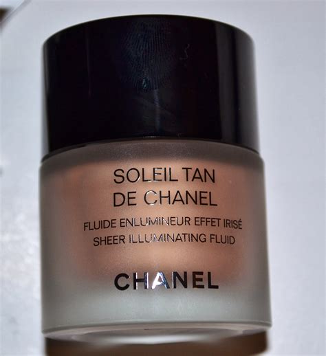 chanel soleil tan de chanel sheer illuminating fluid review|Chanel soleil tan bronzing makeup.